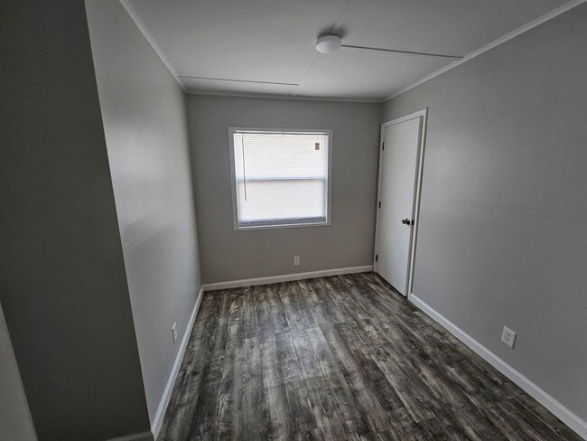 Building Photo - 529 Revere Rd