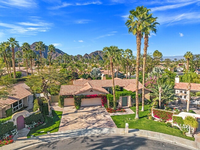 Building Photo - 49105 Casa Del Rio