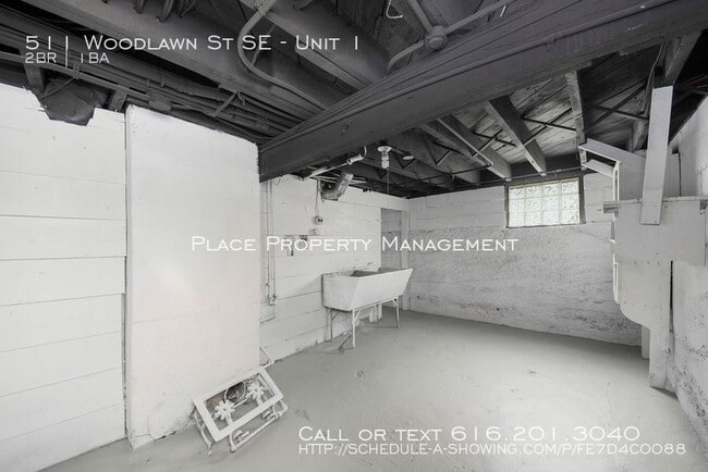 Building Photo - 511 Woodlawn St SE