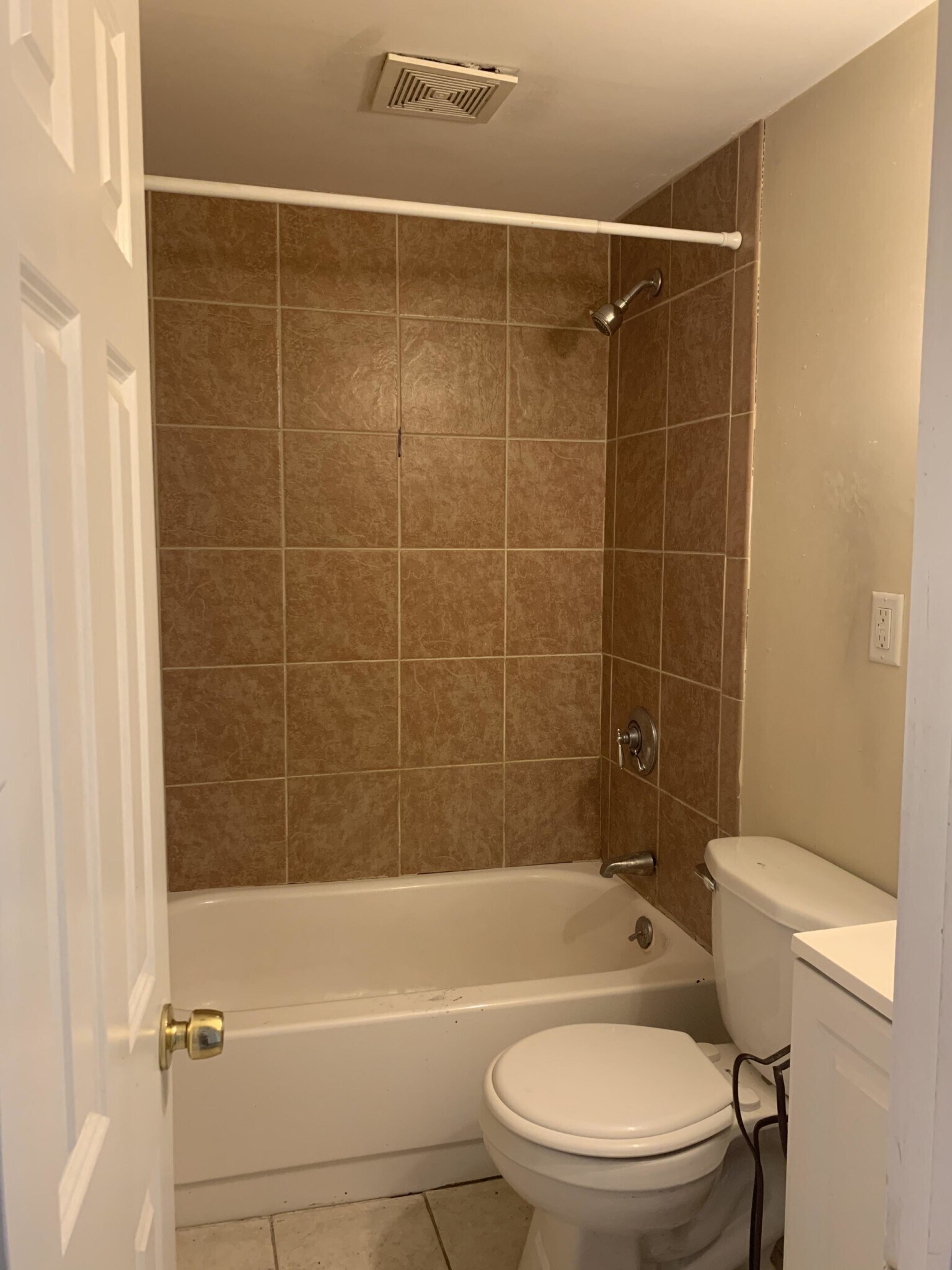 Building Photo - 232 Cambridge St