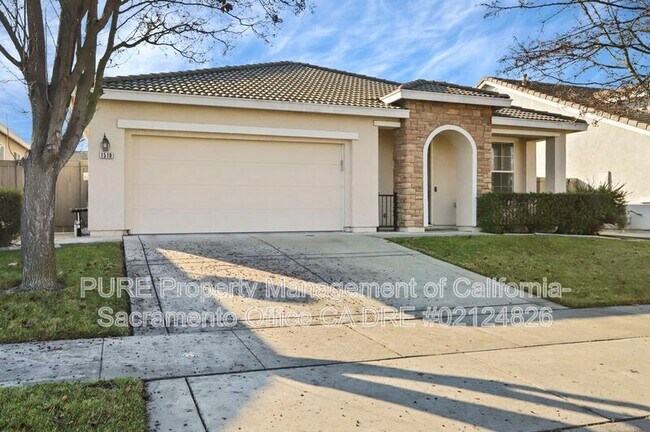 Building Photo - 1518 Sandmark Dr