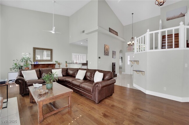 Building Photo - 2705 Meander