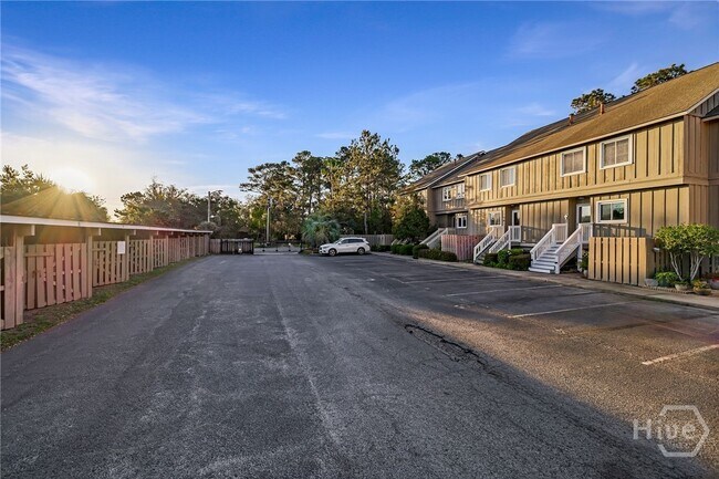 Building Photo - 12502 Apache Ave