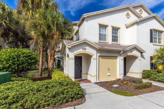 Building Photo - 559 SE Prescott Pl