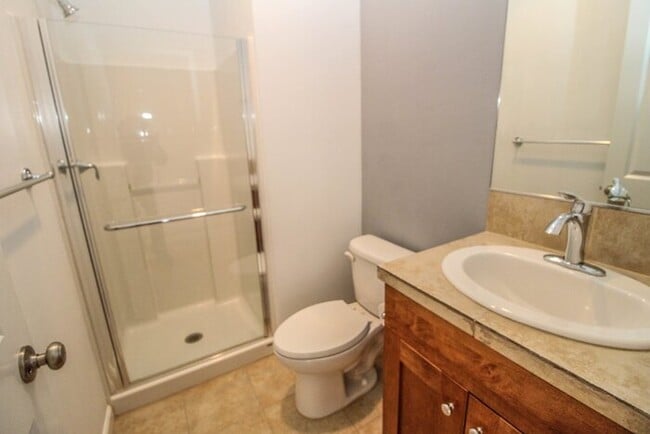 Building Photo - Excellent Snohomish Location. 5bed 3bath 2 Car Garage Sitting on a non through street with very l...