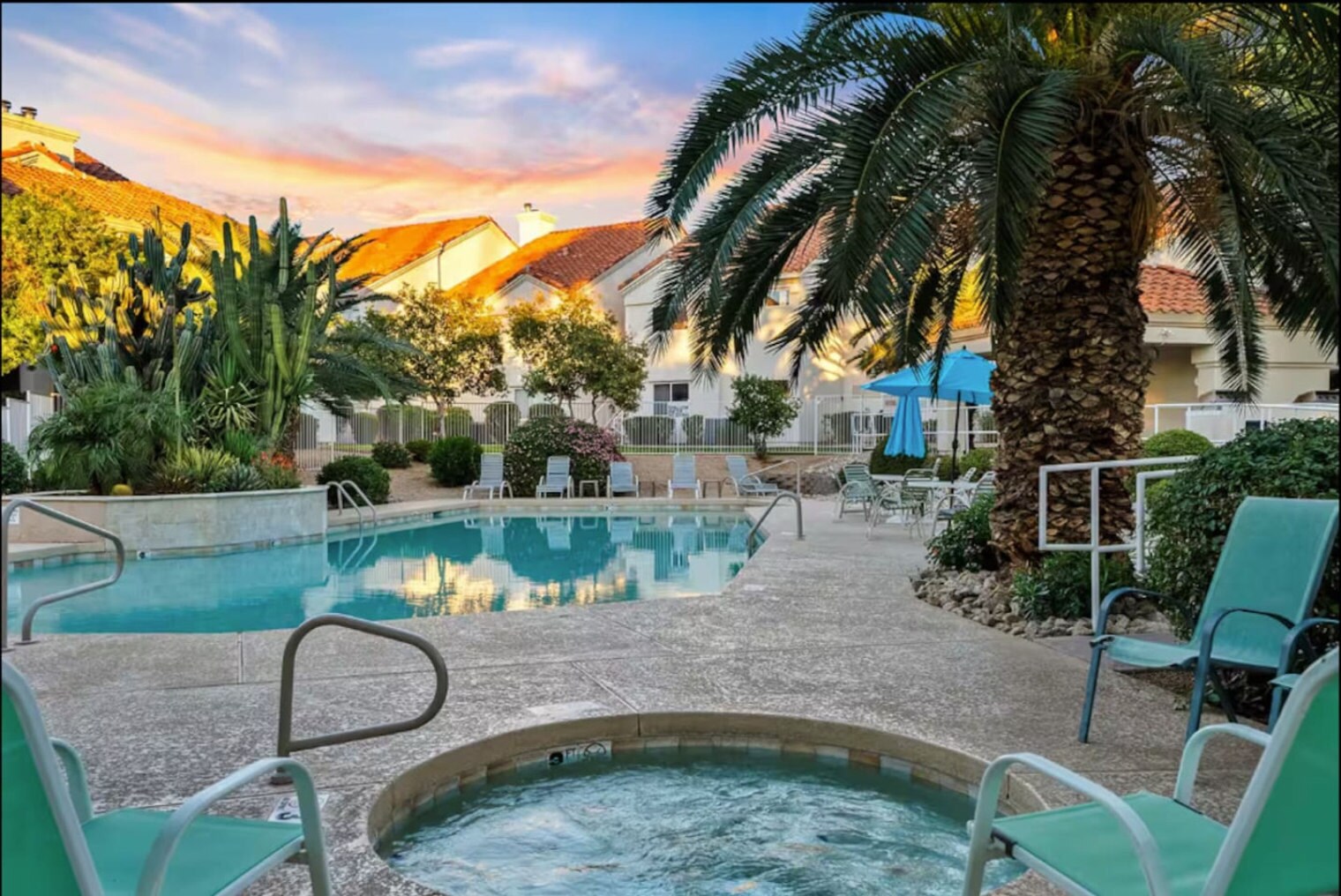 Building Photo - 10401 N 52nd St