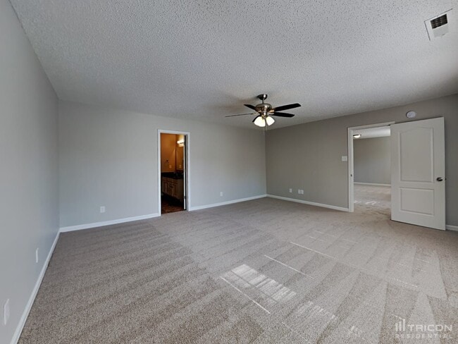 Building Photo - 5104 Mintvale Dr