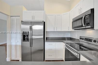 Building Photo - 955 Savannah Falls Dr