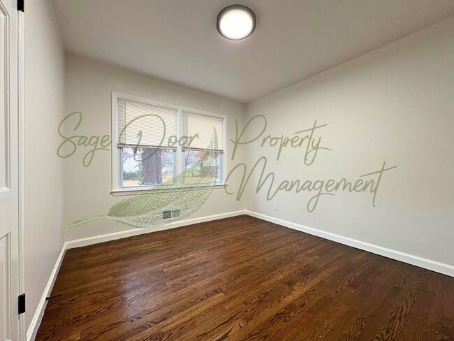 Building Photo - WELCOME HOME TO COMFORT & STYLE