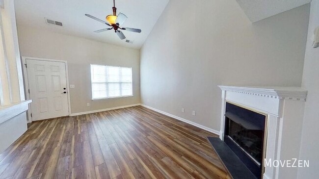 Building Photo - 255 Luzelle Dr