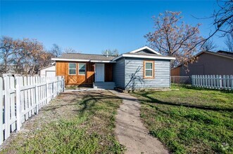 Building Photo - 540 Hensley Dr