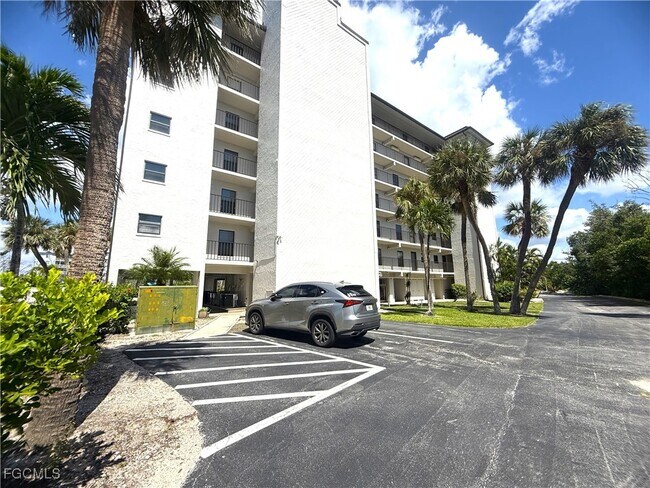 Building Photo - 6891 Estero Blvd