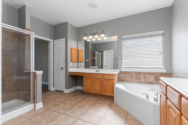 Building Photo - 3531 Shoreview Ln