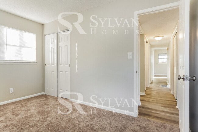 Building Photo - Carve Out a Great Life Here!