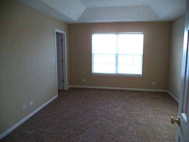 Building Photo - 2422 Claremont Ln