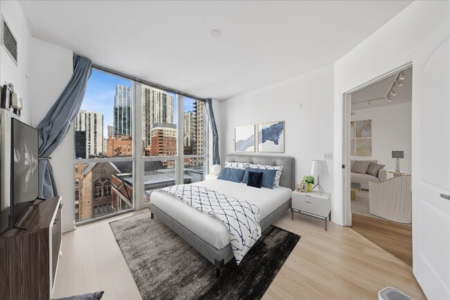 Building Photo - 600 N Dearborn St