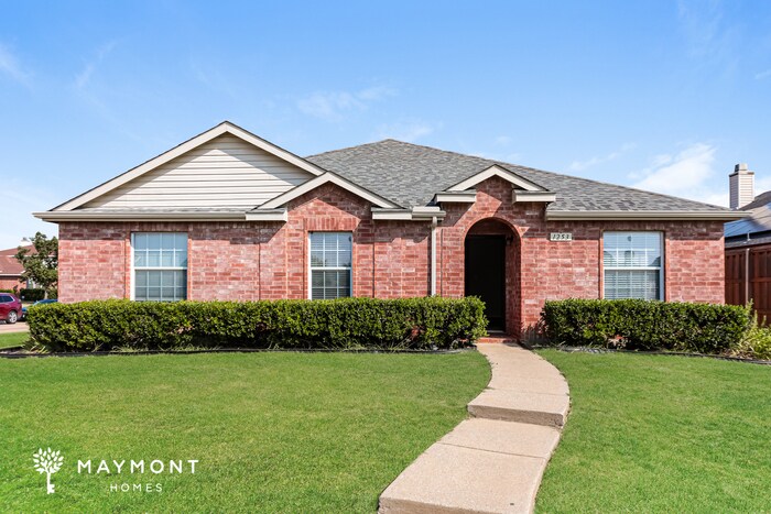 Primary Photo - 1253 Flower Ridge Dr