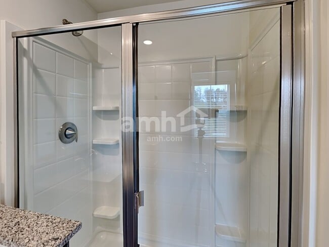 Building Photo - 33084 Ten Trails Pkwy