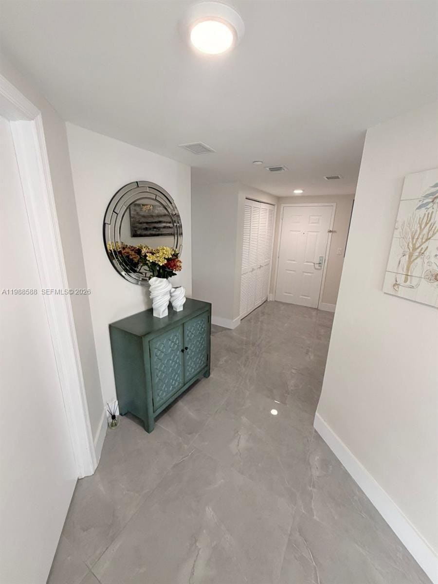 Building Photo - 19501 W Country Club Dr