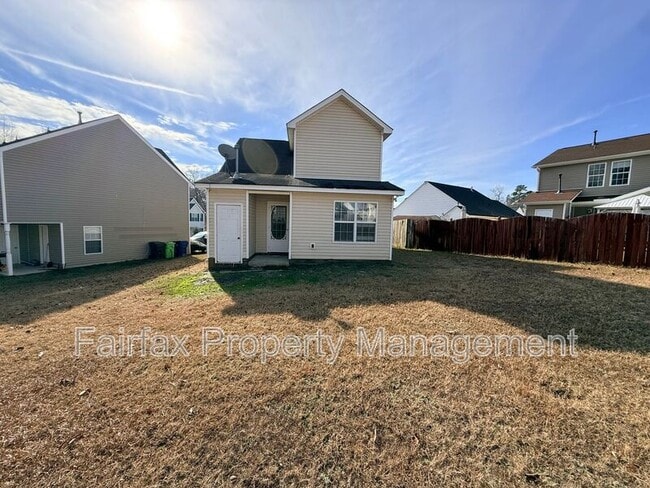 Building Photo - 2508 Lilymount Dr