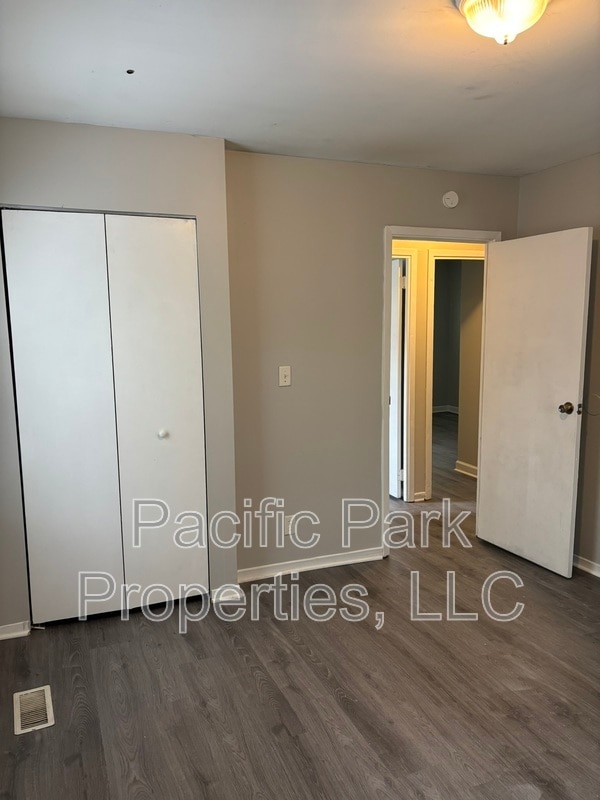 Building Photo - 3639 Richelieu Rd