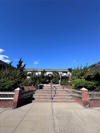 Building Photo - 65 W Broadway