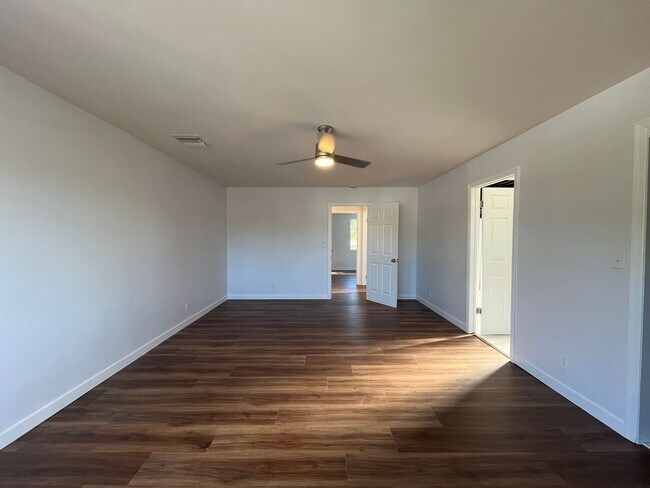 Building Photo - Reseda 4+3 w/fireplace, vaulted ceilings, new flooring, solar panels, + pool!