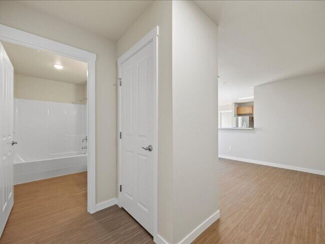 Building Photo - 6005C Chapel Hill Blvd