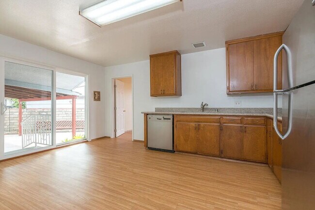 Building Photo - 4988 63rd St