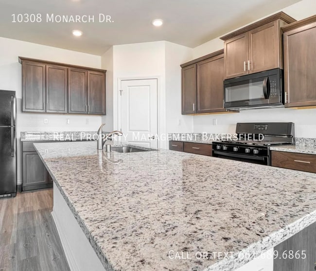 Building Photo - 10308 Monarch Dr