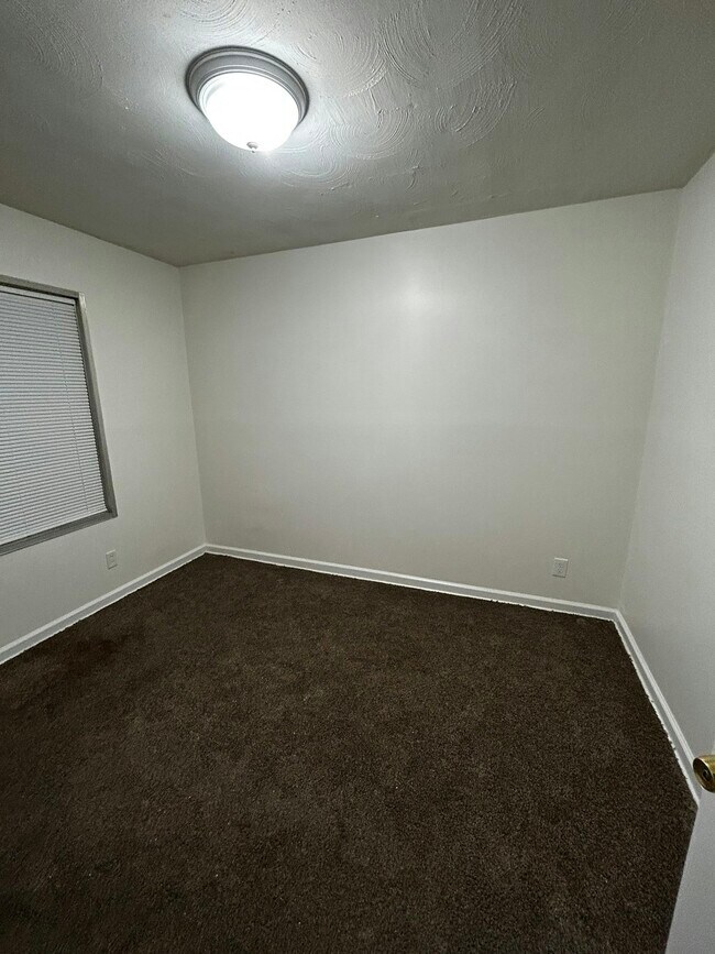 Building Photo - 3476 Obion Dr