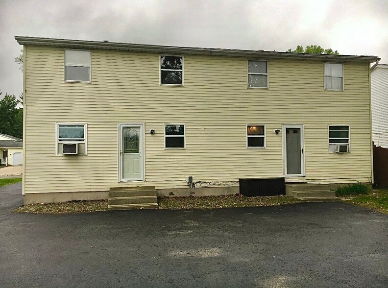 Back of House - 1328 Dangelo Dr