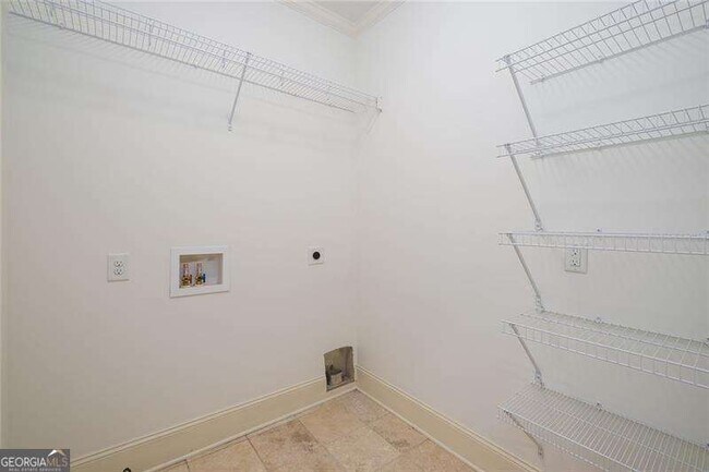 Building Photo - 1106 Devine Cir NE