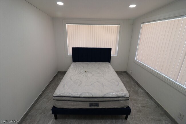 Building Photo - 4800 Fernley Way