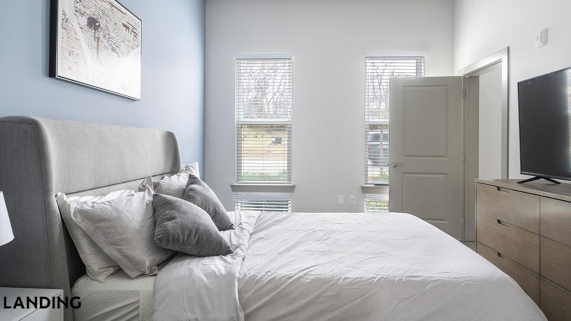 Building Photo - 2165 Nolensville Pk