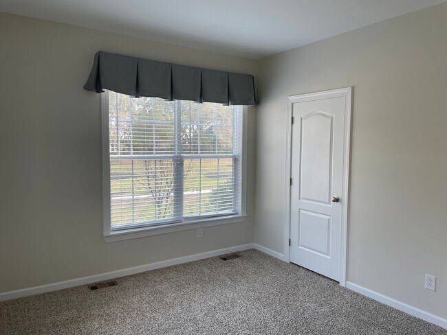 Building Photo - 6 Bedroom 4 Bathroom House in Supply NC-Unfurnished