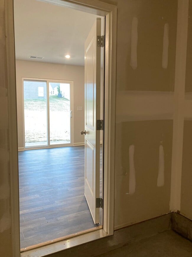 Building Photo - New & Improved Price!