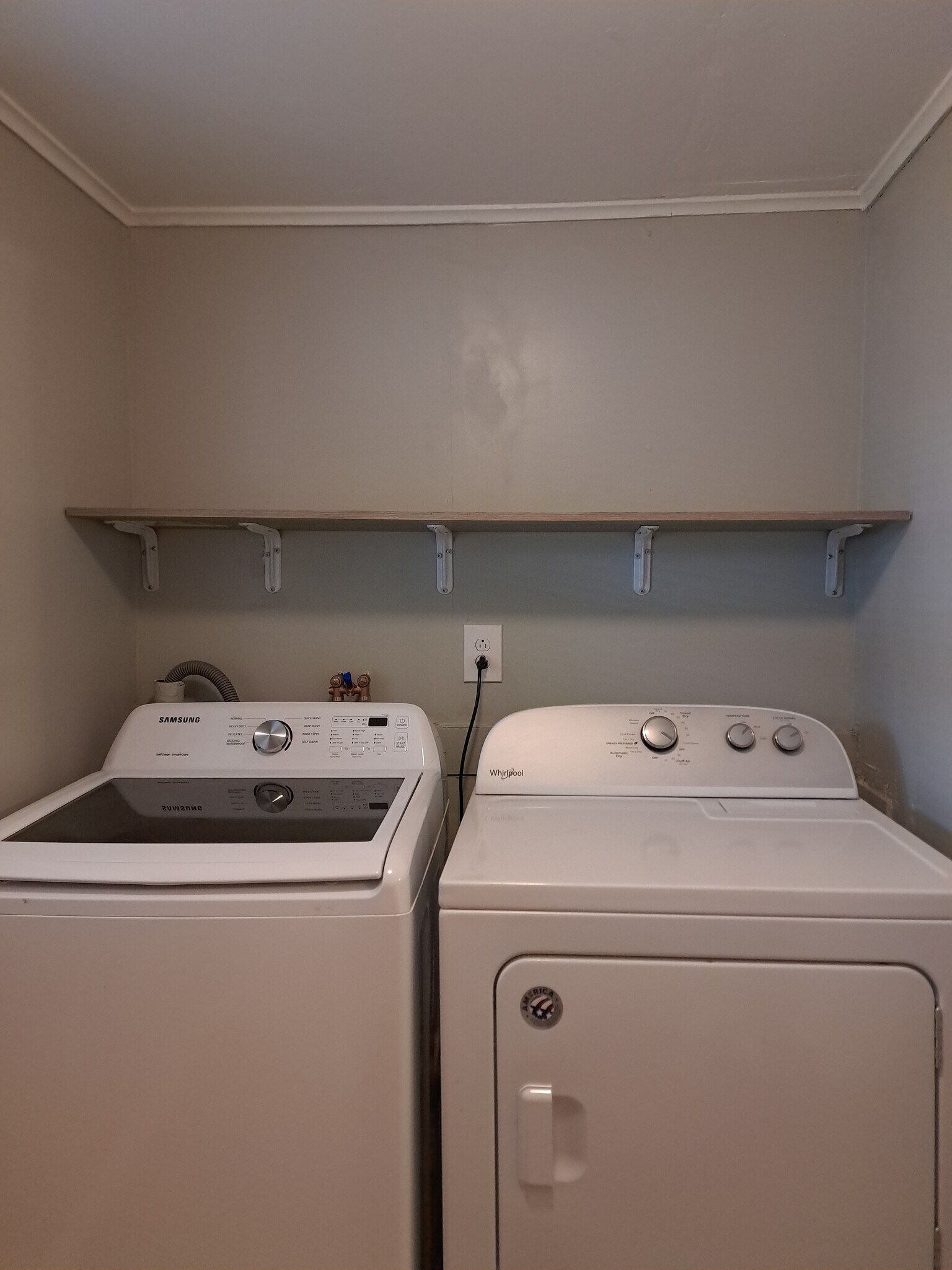 Building Photo - 254 Culloden Rd