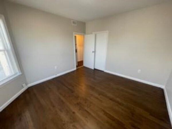 Building Photo - 49 Hecla St