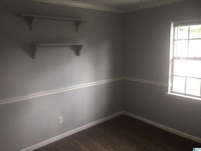 Building Photo - 516 Windy Ln