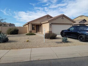 Building Photo - NICE 4 BED 2 BATH CORNER LOT HOME IN MARICOPA!!