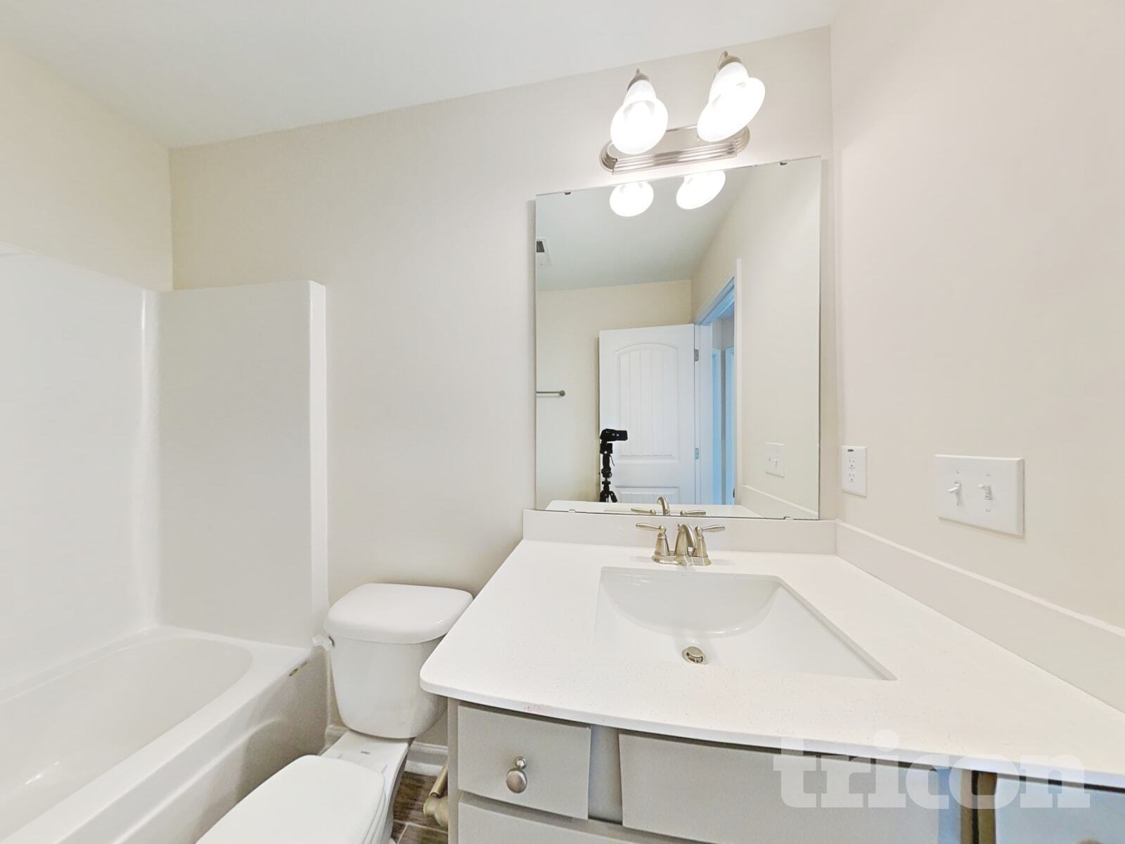 Building Photo - 116 Greenhouse St