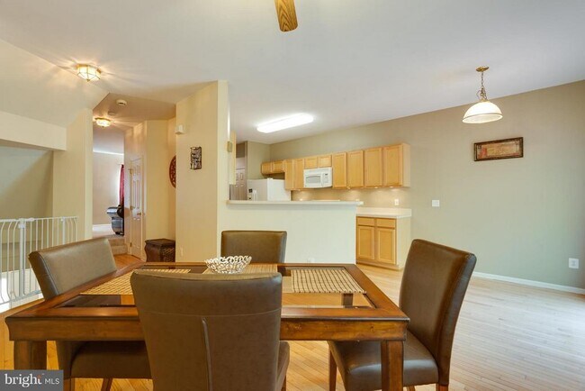 Building Photo - 13396 Burrough Farm Dr