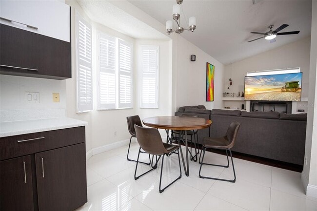 Building Photo - 4737 Chalfont Dr