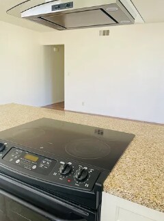 Building Photo - 4432 La Cresta Way