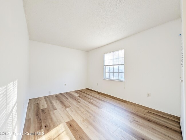 Building Photo - 6598 Bamboo Ave