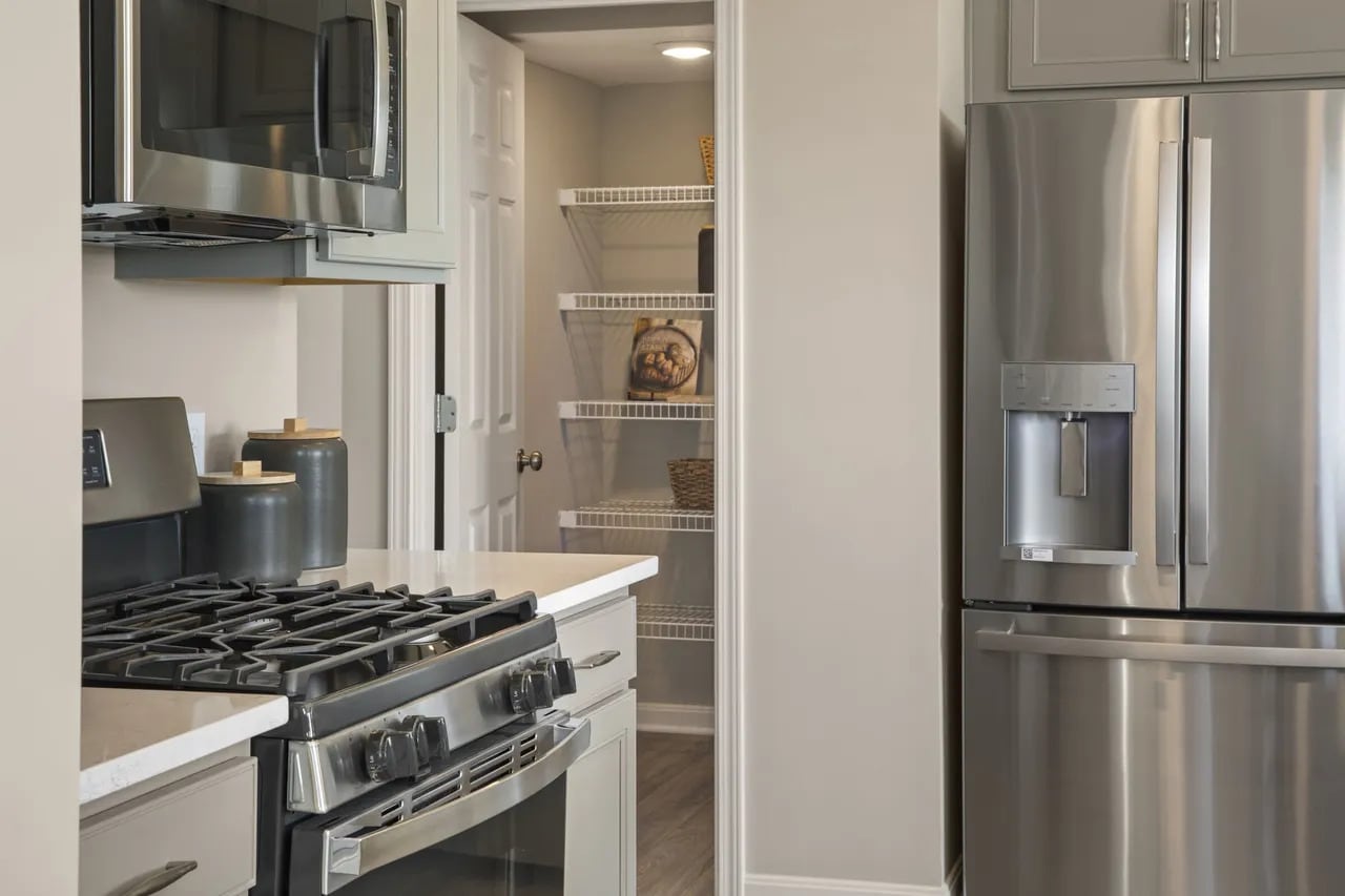 Building Photo - 5567 Eagle Ct