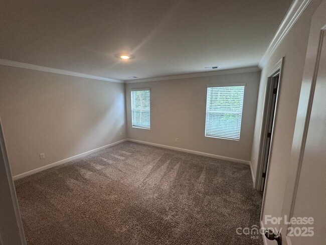 Building Photo - 125 Johns Cardinal Dr