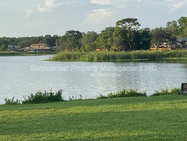 Building Photo - 3402 Country Woods Ct