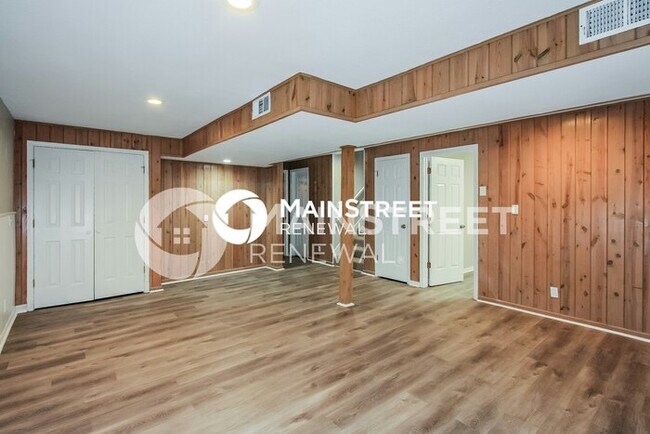 Building Photo - 3 Bedroom Pet-Friendly Home in Kansas City...